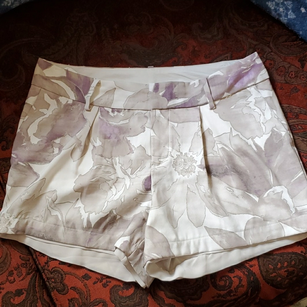 SVVW Dress Shorts